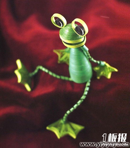 衍纸制作生动形象的小青蛙