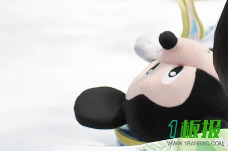 小孩子玩拼图游戏的注意事项